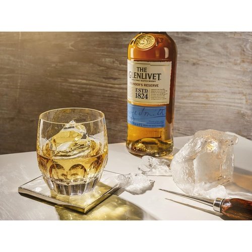 Glenlivet Founder's Reserve Single Malt Scotch Whiskey bottle
